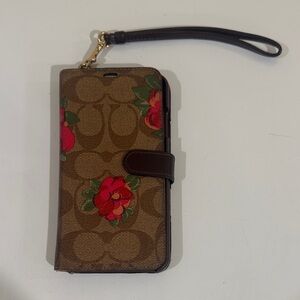 Elegant Coach Floral Phone Case & Card holder Coach Wristlet Phone case